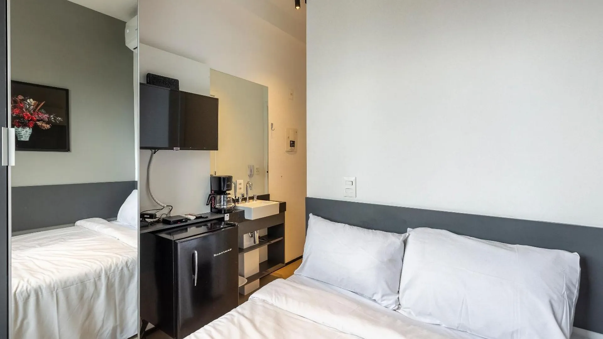 360 Vn Vergueiro By Housi São Paulo Apartmán