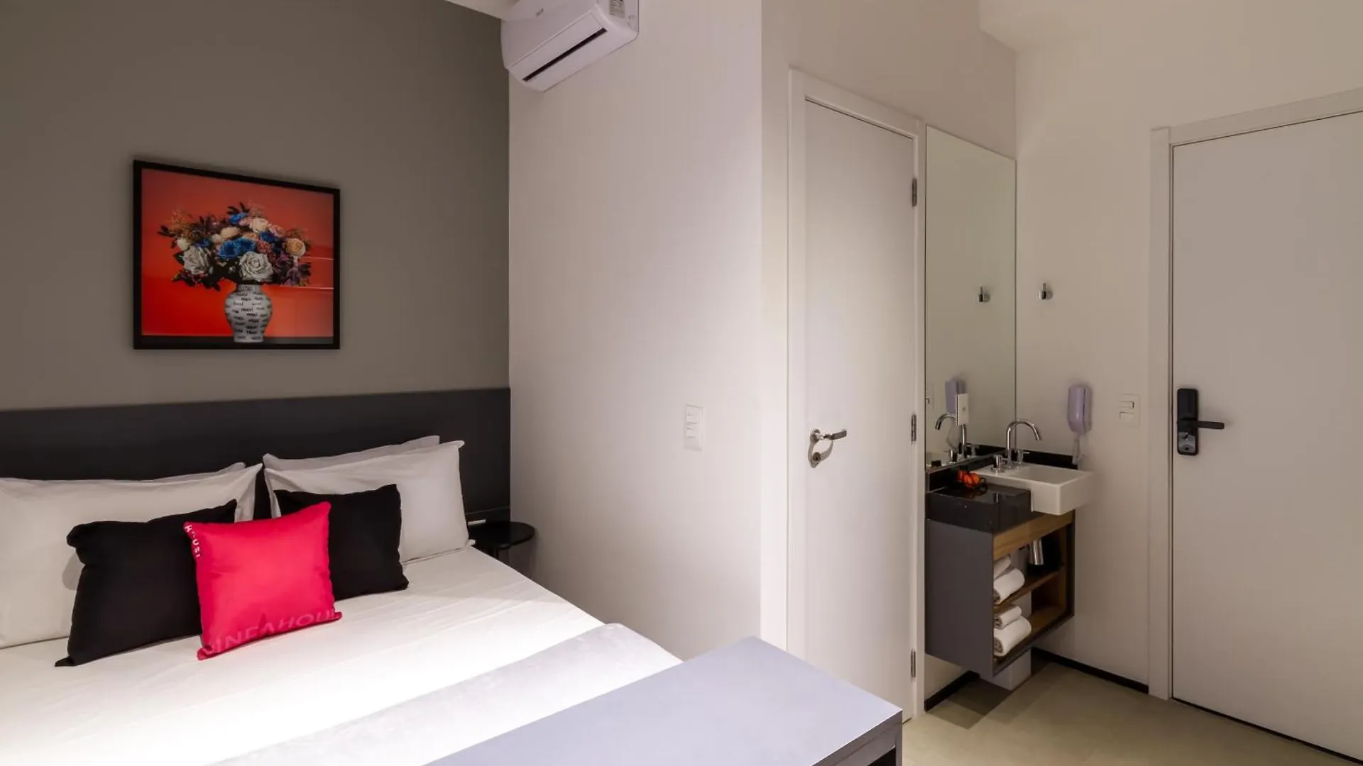 360 Vn Vergueiro By Housi Sao Paulo Apartment